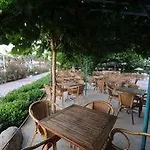 Tropical Hotel