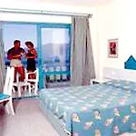 Tropical Hotel 4*