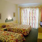 Tropical Hotel 4*