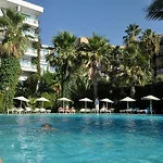 Tropical Hotel