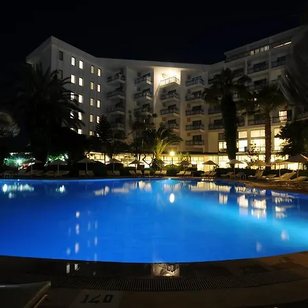 Tropical 4*