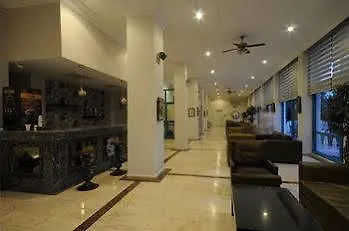 Tropical مرمريس