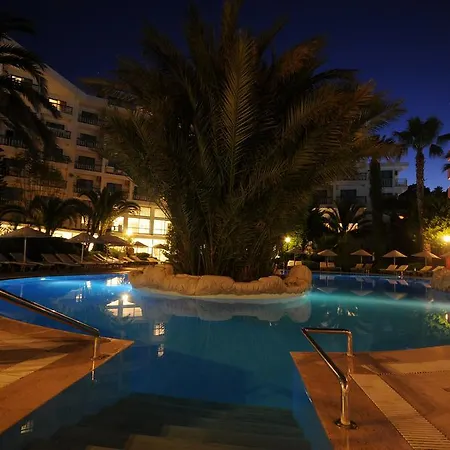 Tropical 4*