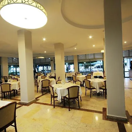 Tropical Hotel