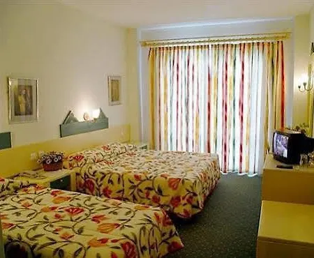 Tropical Отель 4*
